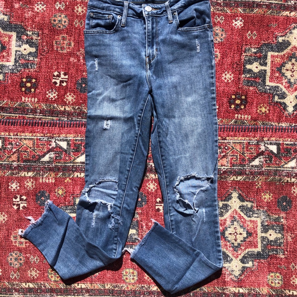 Levi’s 721 High Rise Jeans